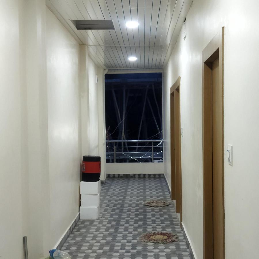 Shree Gajlaxmi Hotel Walking Distance From Mahakaleswar Ujjain Exterior foto